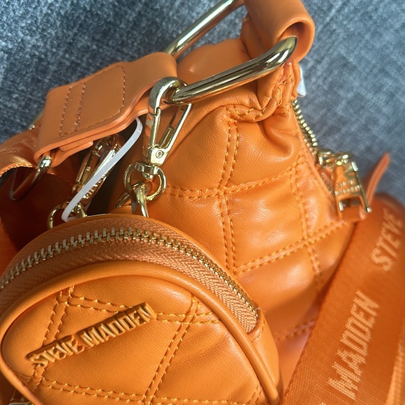 Steve Madden Orange Quilted Shoulder Bag with Luxe Chain Vegan NWT - Picture 6 of 7